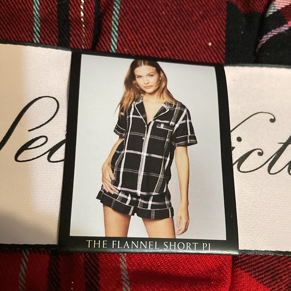 NWT Victoria secret 2pc pajama set size S - Picture 2 of 6